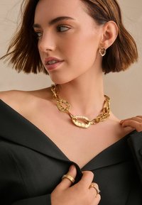 Next CHUNKY MOLTEN- REGULAR FIT - Nyaklánc - gold tone