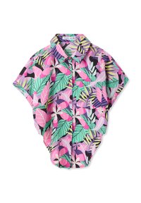 Camicia a maniche corte con bottoni che presenta uno sfondo nero e un motivo tropicale di foglie e fiori colorati in rosa, verde e viola.