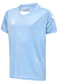 Ljusblå sporttröja i ett mjukt tyg, med v-ringning, korta ärmar och vita randiga accenter på axlarna.