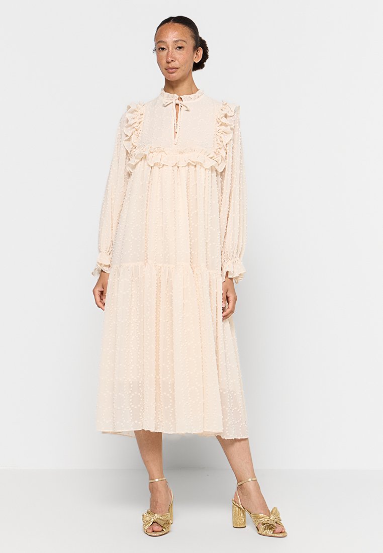 Stella Nova Jurk crème Stella Nova Jurk crème