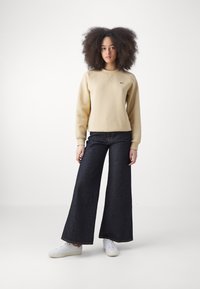 Lacoste Sweatshirt - croissant