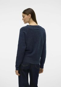 Vero Moda VMDOFFY LS O-NECK GA NOOS - Džemper - navy blazer