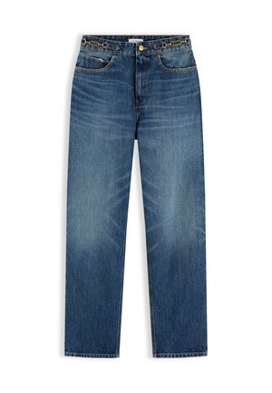 Blaue Jeans mit geradem Bein, Fronttaschen, Knopf- und Reißverschluss und einem Lederpatch am Bund.