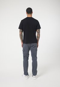 Thumbnail Image 3