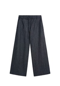 Široké nohavice z tmavého denimu s poutky na pás, bočními kapsami, uvolněným střihem a zavazovacím páskem v pase.