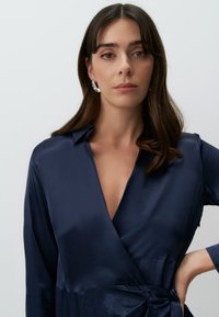 Jimmy Key LONG SLEEVE DOUBLE-BREASTED COLLAR - Freizeitkleid - dark blue