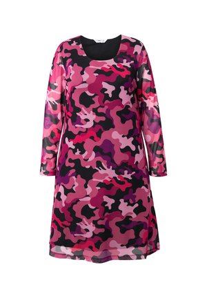 Langärmliges Kleid im pinken Camouflage-Muster mit Schattierungen von Dunkelrosa, Hellrosa und Schwarz. Verfügt über einen runden Ausschnitt und einen lockeren Schnitt.