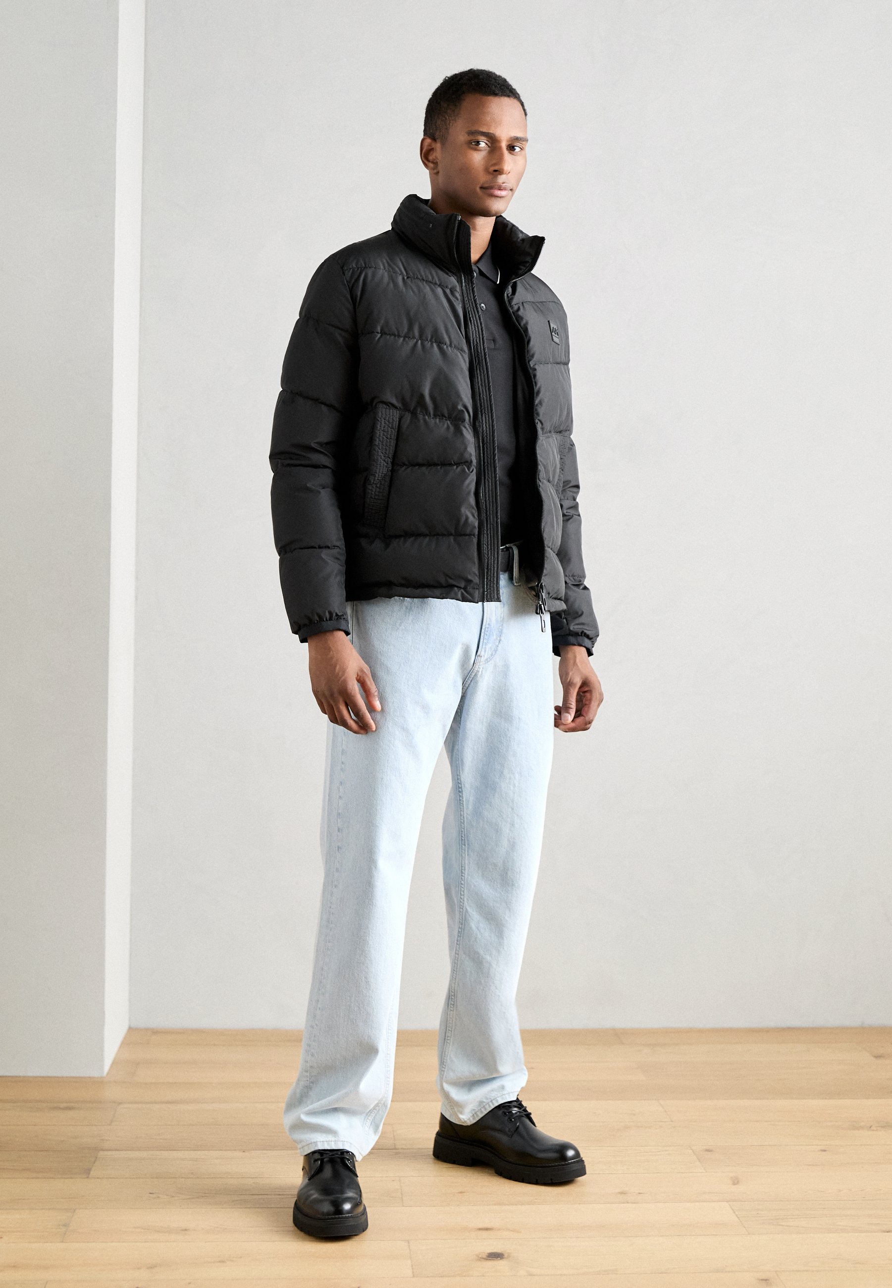 Antony Morato REGULAR FIT IN TECHNO WITH ECOPADDING DUPONT SORONA