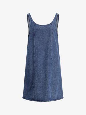 Zila džinsa bezroku kleita ar platām plecu lencēm, apaļu kakla izgriezumu un redzamām šuvju detaļām, ceļgala garuma ar taisnu apakšmalu.