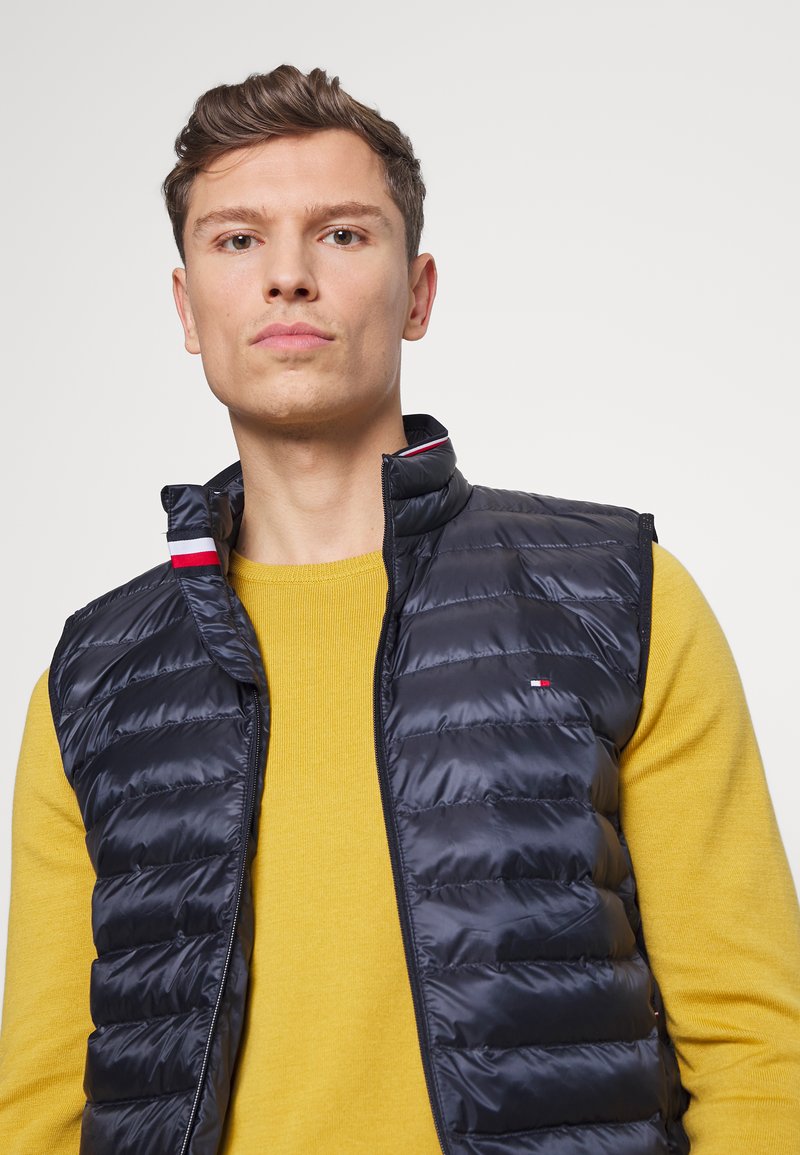 Weste Tommy desert - sky/dunkelblau Hilfiger