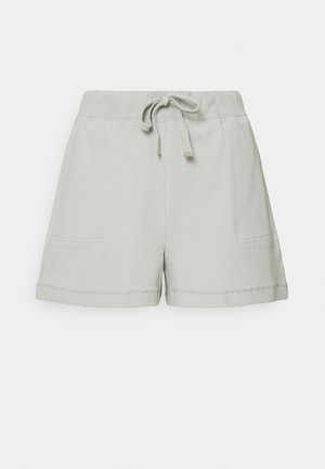 Short - green