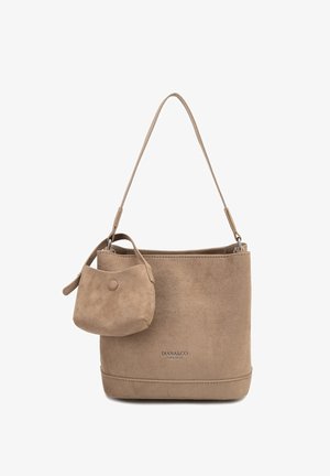 Beige Wildleder-Beuteltasche mit passender kleiner Tasche, die befestigt ist, einzelnem Schulterriemen und "DIANA&CO FIRENZE"-Logo auf der Vorderseite.