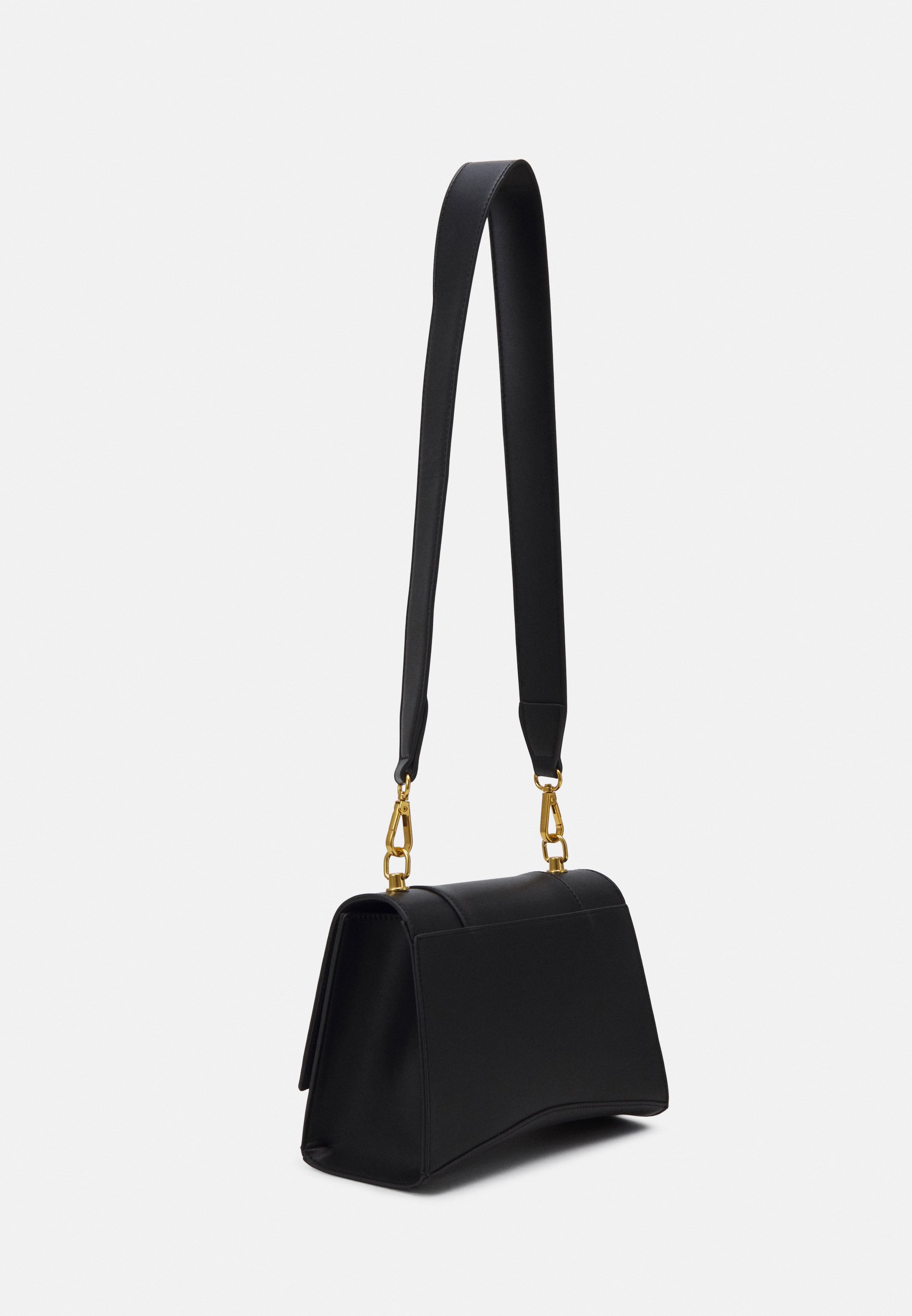 Gina Tricot BLAKLEY BAG Skulderveske black Zalando.no Gina Tricot KYLIE BAG Skulderveske black Zalando.no