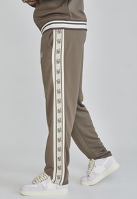 SIKSILK Träningsbyxor - brown