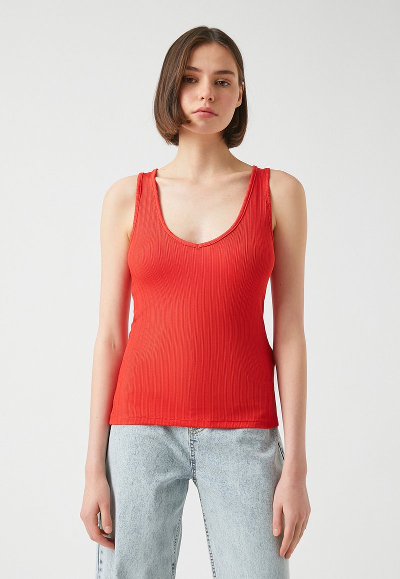 Koton Top rood