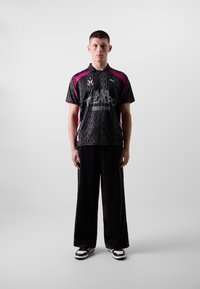 Puma X MÁS TIEMPO TWENTY FOUR FOOTBALL T-Shirt sport