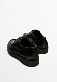 derbies massimo dutti