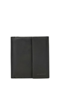 Cartera de cuero negro con textura suave, diseño de doble pliegue, un bolsillo exterior con ranura y nombre de la marca en relieve en el frente.