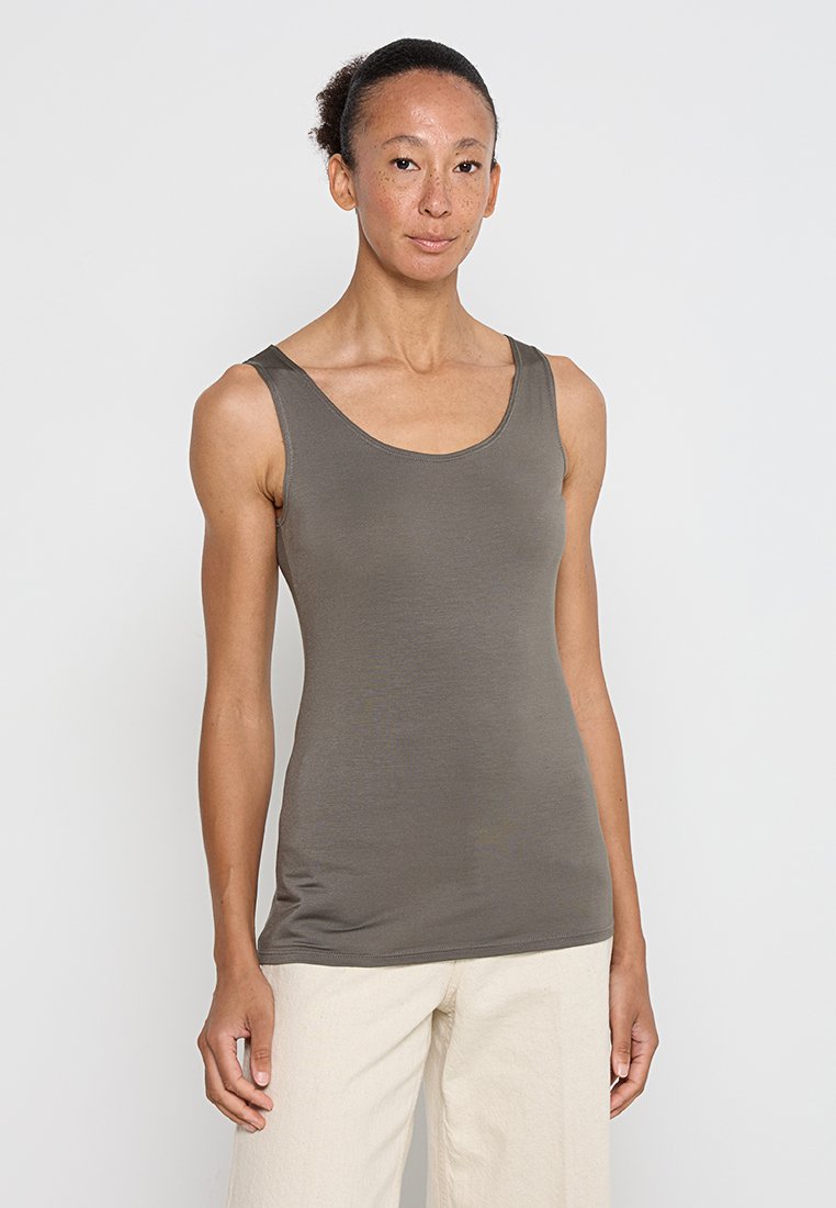 Sarah Pacini Top donkergroen