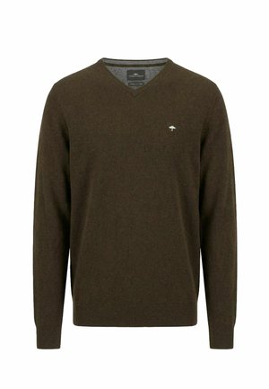 Dunkelgrüner V-Ausschnitt Pullover mit langen Ärmeln und kleinem weiß besticktem Baum-Logo auf der linken Brust.