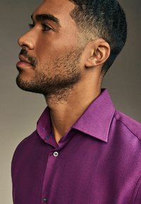 Next TRIMMED EASY CARE SINGLE CUFF - Hemd - purple