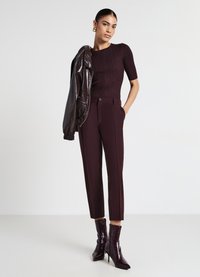 Calliope T-shirt basic - marrone scuro