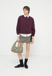 Colourful Rebel ELLA CHECK SKORT - Šortky - brown