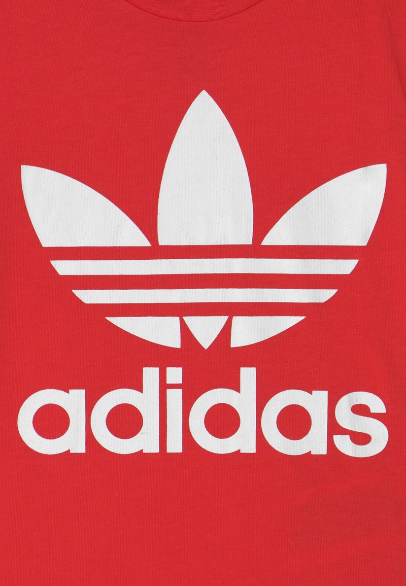 Roblox Adidas Vs Nike Adidas Roblox Red Nike Shirt Vintage 90s