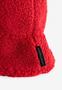 BORG BUCKET  - Hut - red