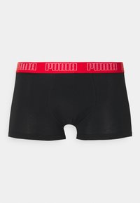 Schwarze Boxershorts aus weichem Stoff, mit einem roten elastischen Bund und weißem "PUMA"-Logo. Klassische Passform mit glatter Textur.