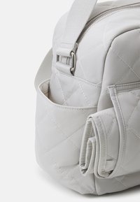 Calvin Klein Jeans BABY DIAPER BAG UNISEX SET - Kūdikio vystyklų krepšys - lunar rock