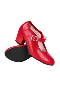 Zapatos Mary Jane de cuero rojo con punta redonda, correa con hebilla y tacón moderado. Textura suave y suelas negras contrastantes.