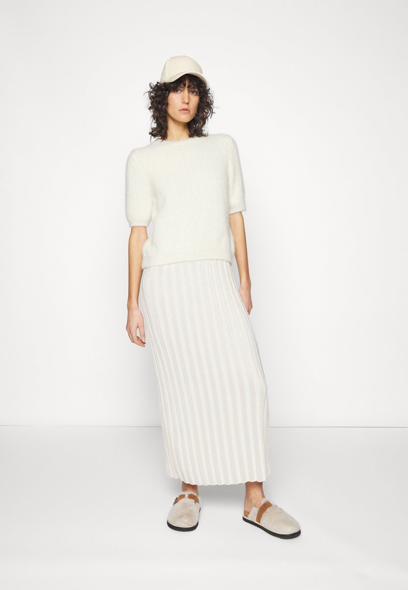Damen Bekleidung | House of Dagmar TANIA T-Shirt basic off white/offwhite - GY91217 Damen Bekleidung | House of Dagmar TANIA T-Shirt basic off white/offwhite - GY91217