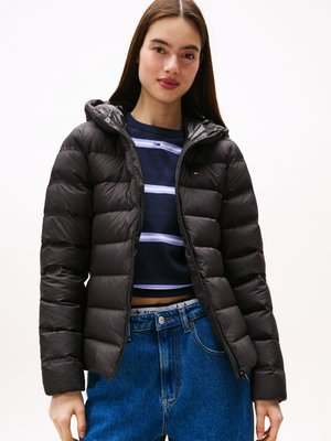 Tommy Jeans SLIM HOOD - Jakna ispunjena paperjem - black