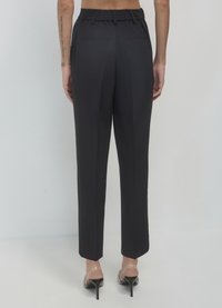 Calliope TINTA UNITA - Pantaloni - ultrablack