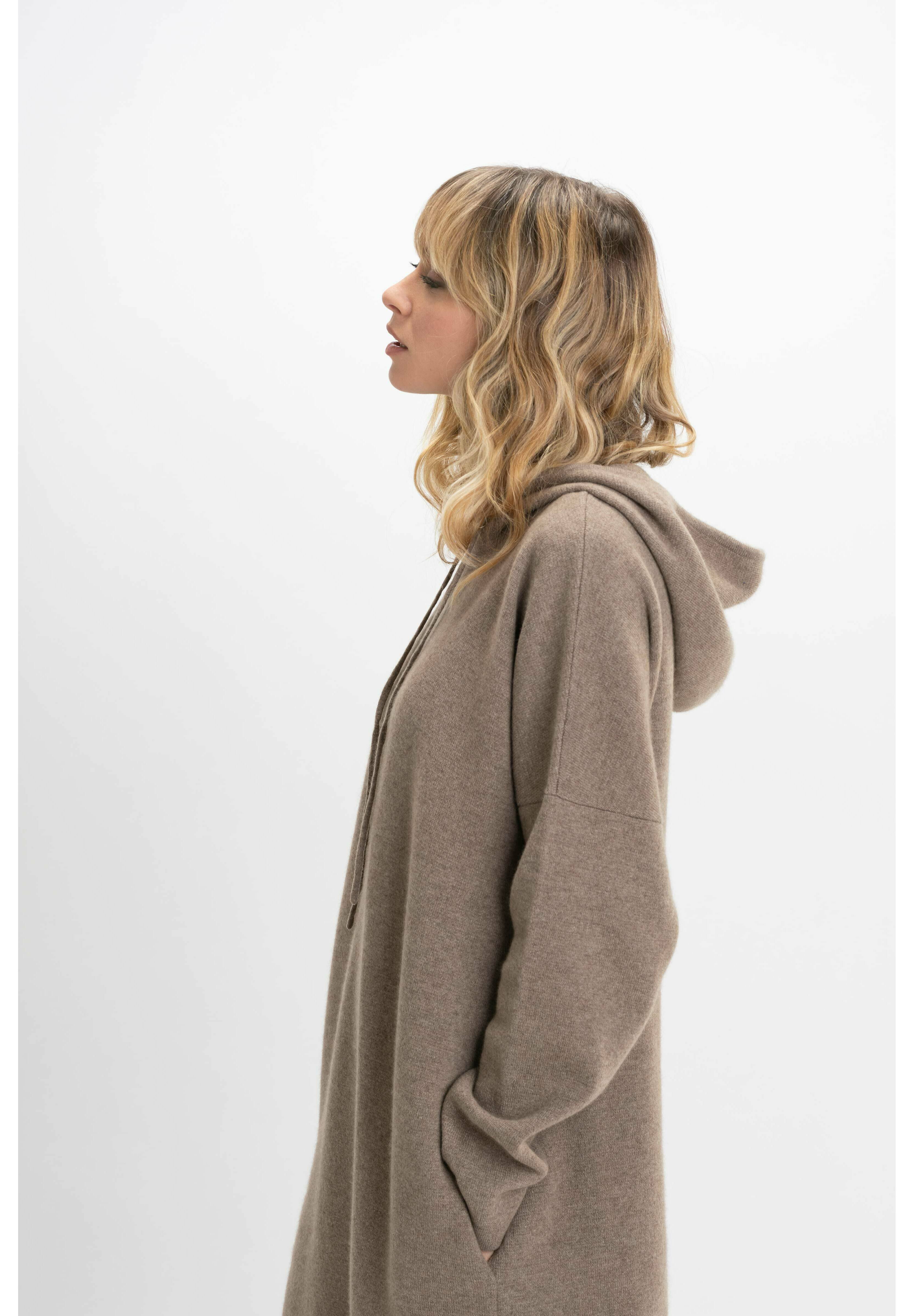GOBI Cashmere Day dress - taupe 