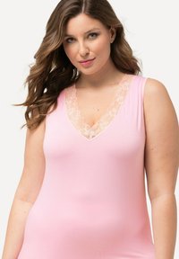 Ulla Popken SLEEVELESS - Tílko - pale rose