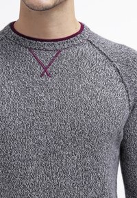 Johnstons of Elgin Jumper - grey