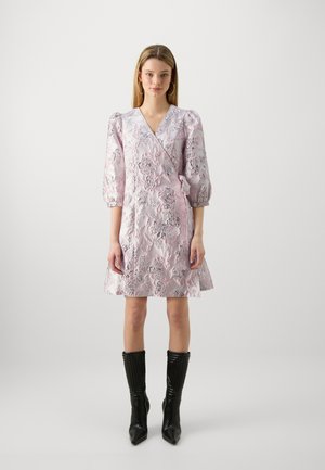 Selected Femme SLFDEMMI WRAP DRESS - Cocktailjurk - cradle pink