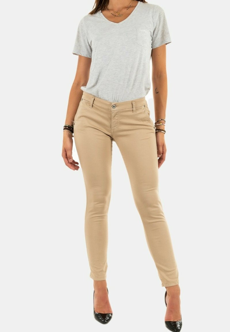 PLEASE Chino - beige