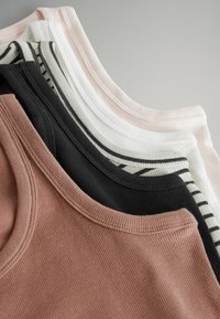 Thumbnail Image 8