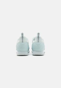 EA7 Emporio Armani LACES UNISEX - Sportcipő - iceflow/silver