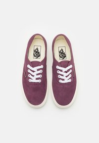 Vans AUTHENTIC - Sneakers - plum wine