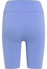 Lichtpaarse, geribde actieve shorts met een hoge taille en een lengte tot halverwege de dij, met een zachte textuur en subtiele stikdetails.