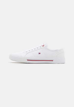 Baskets basses - white
