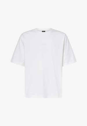 T-shirt bianca semplice a maniche corte con scollo rotondo, vestibilità leggermente squadrata e dettagli di cucitura sottili su sfondo bianco.