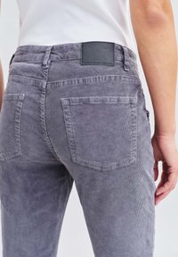 OPUS Vaqueros slim fit - dark grey
