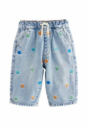 Farkkushortsit, joissa on joustava vyötärö ja naru, ja joissa on monivärisiä hymyileviä naamioita brodeerattuna vaaleansiniselle taustalle.