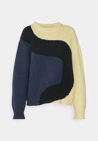 Strickpullover mit Rundhals-Ausschnitt, ausgestattet mit einem Farbblockdesign in Marineblau, Schwarz und Hellgelb. Weiches Material und lässige Passform.