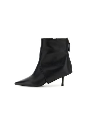 Stivaletti - black